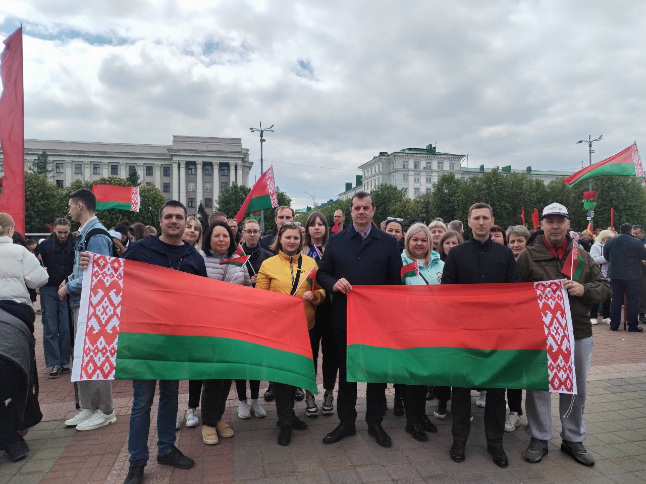 Церемония чествования Государственного флага, Государственного герба и Государственного гимна Республики Беларусь